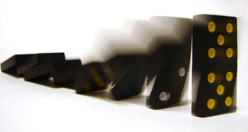 Dominoes in the Dark: How a Single Losing Wager Can Unravel Your Entire Crypto Betting Portfolio